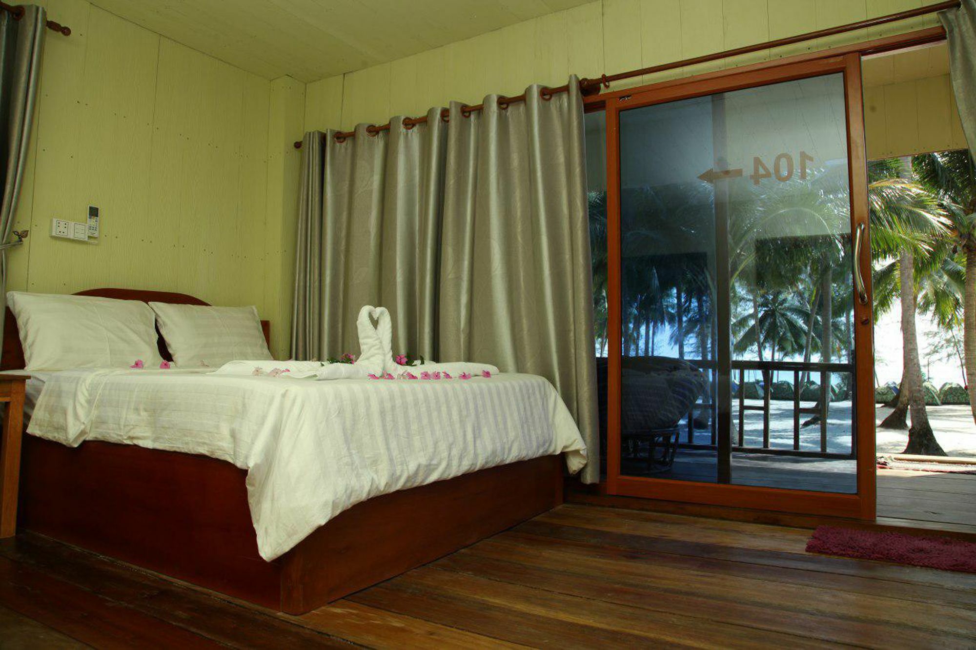 Koh Thansour Resort Thansour beach Екстер'єр фото